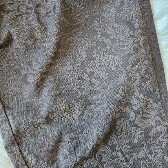 Zara Woman Slim Fit Gray‎ Jacquard Floral Mid Rise Pant. Size 4 - Picture 3 of 12